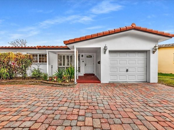 3820 Cleveland St, Hollywood FL 33021