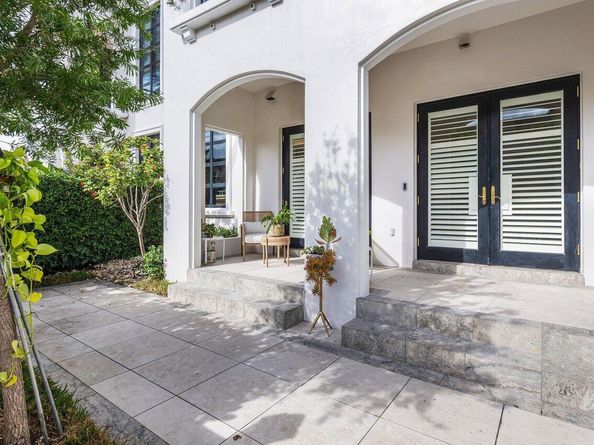 200 E Palmetto Park Road Th2, Boca Raton FL 33432