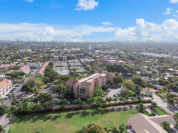 701 NW 19th St 512, Fort Lauderdale FL 33311