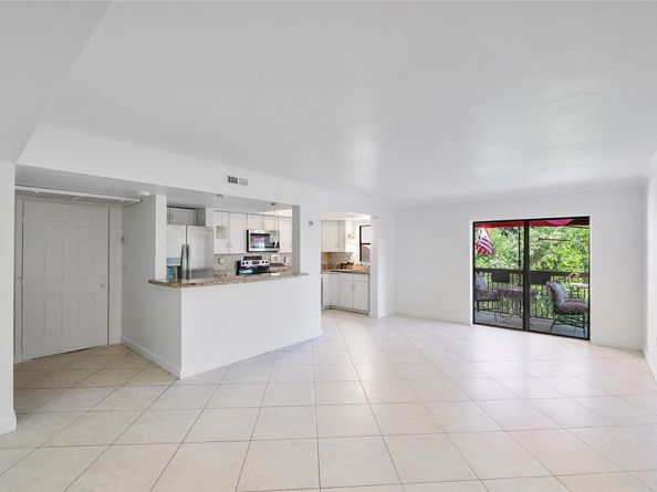 701 NW 19th St 512, Fort Lauderdale FL 33311