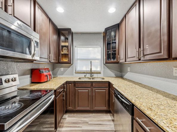 651 Foresteria Drive, Lake Park FL 33403