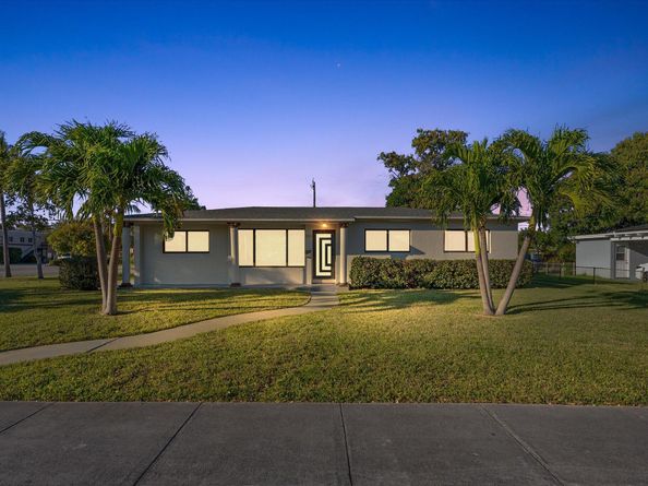 651 Foresteria Drive, Lake Park FL 33403