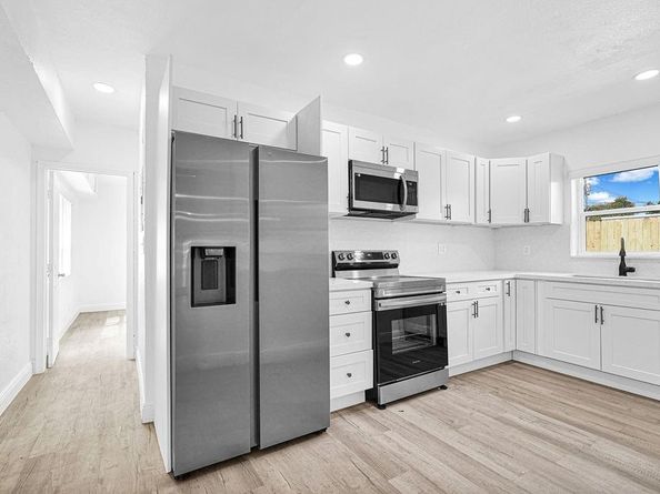419 NW 19th Ave, Fort Lauderdale FL 33311