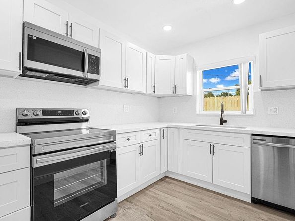 419 NW 19th Ave, Fort Lauderdale FL 33311