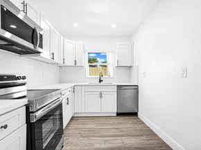 419 NW 19th Ave, Fort Lauderdale FL 33311