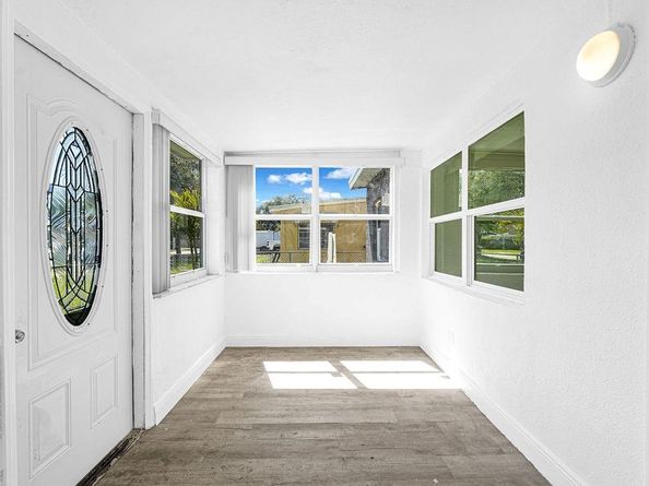 419 NW 19th Ave, Fort Lauderdale FL 33311