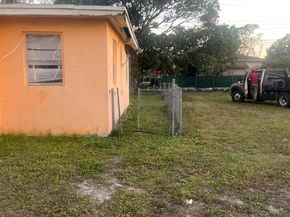 2522 NW 3rd Street, Pompano Beach FL 33069
