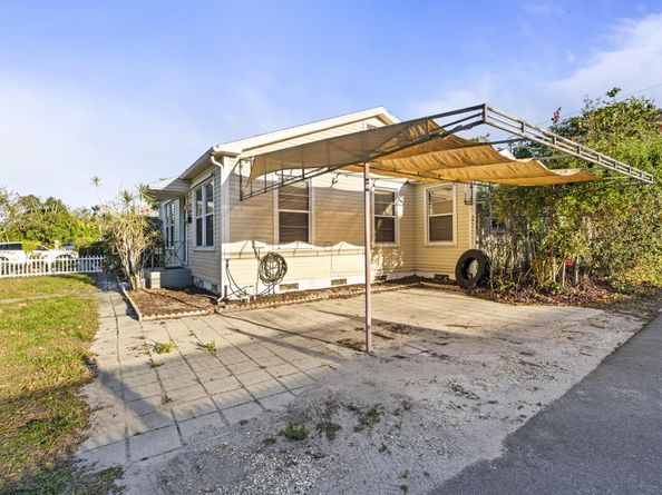 832 Lytle Street, West Palm Beach FL 33405
