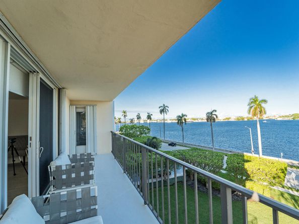 1801 S Flagler Drive 402, West Palm Beach FL 33401