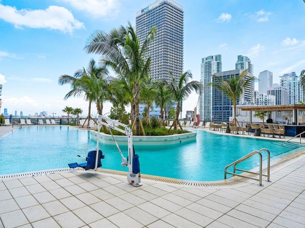 601 NE 1st Avenue 3905, Miami FL 33132