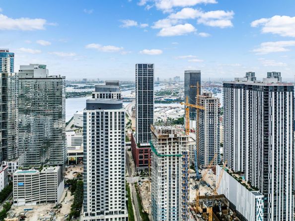 601 NE 1st Avenue 3905, Miami FL 33132