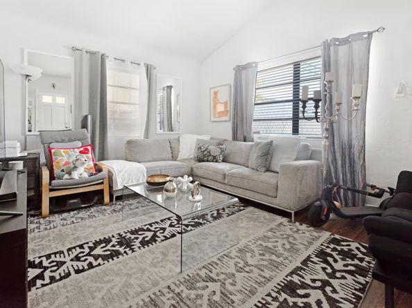 2140 Monroe Terrace, Hollywood FL 33020