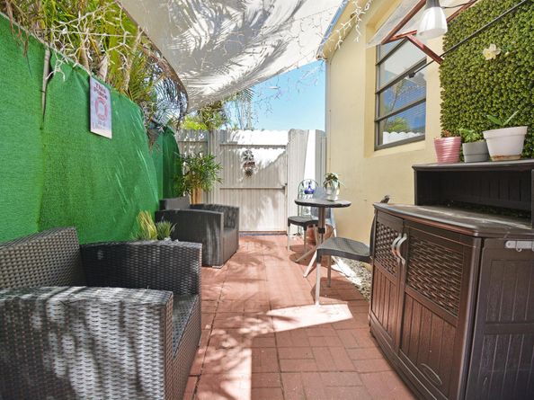 2140 Monroe Terrace, Hollywood FL 33020