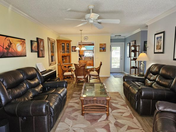 2677 Dudley Drive W G, West Palm Beach FL 33415