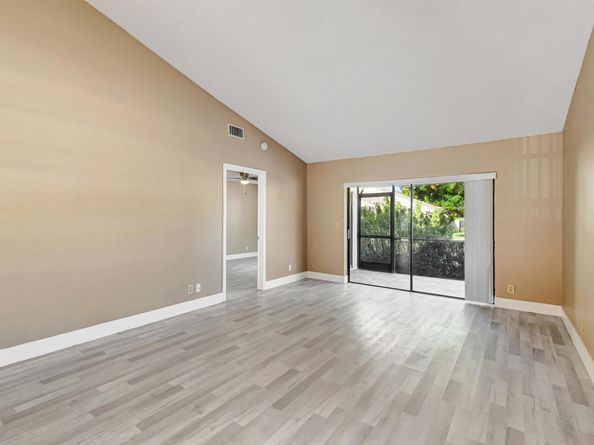 492 Hardwood Place, Boca Raton FL 33431
