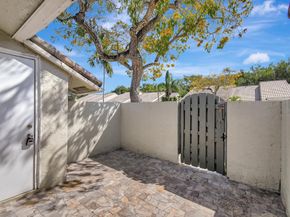 492 Hardwood Place, Boca Raton FL 33431