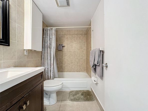 3200 NE 7th Ct 107c, Pompano Beach FL 33062