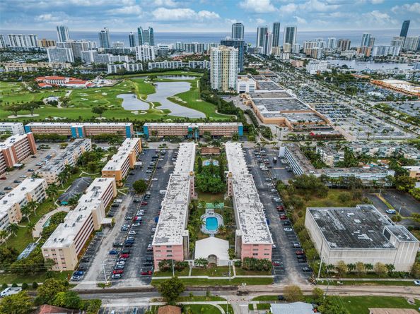 200 NE 12th Ave 6A, Hallandale Beach FL 33009