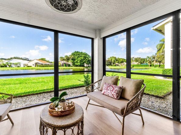 12871 Briarlake Drive 102, Palm Beach Gardens FL 33418