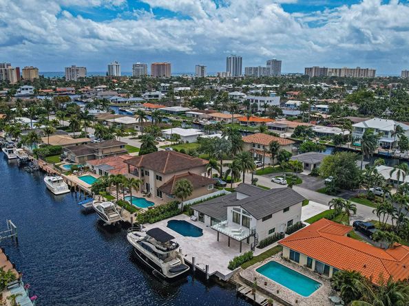 2447 SE 10th Street, Pompano Beach FL 33062