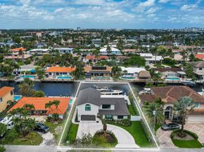2447 SE 10th Street, Pompano Beach FL 33062