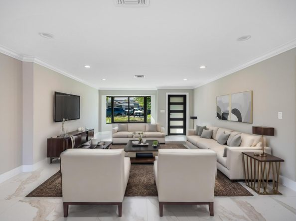 2447 SE 10th Street, Pompano Beach FL 33062