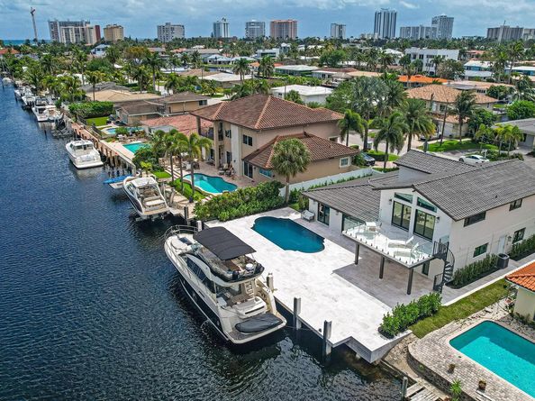 2447 SE 10th Street, Pompano Beach FL 33062