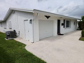 2101 SW 20th Cir, Boynton Beach FL 33426
