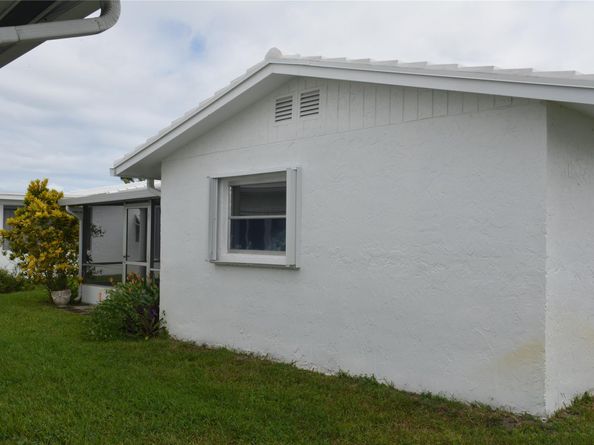 2101 SW 20th Cir, Boynton Beach FL 33426