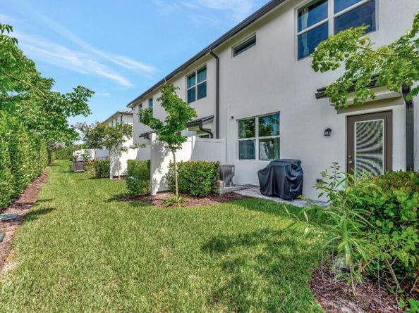 3247 Watercress Drive, Lauderdale Lakes FL 33311