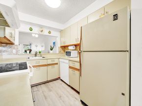 7867 Willow Spring Drive 821, Lake Worth FL 33467