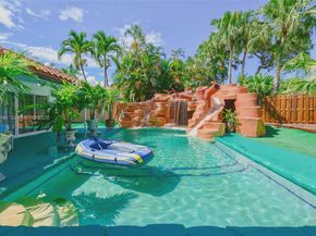 2900 NW 25th Way, Boca Raton FL 33434