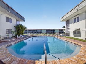 110 Wettaw Lane 202, North Palm Beach FL 33408