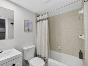 110 Wettaw Lane 202, North Palm Beach FL 33408