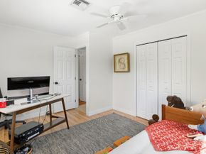 1420 NE 42nd Court, Oakland Park FL 33334