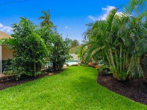 1420 NE 42nd Court, Oakland Park FL 33334