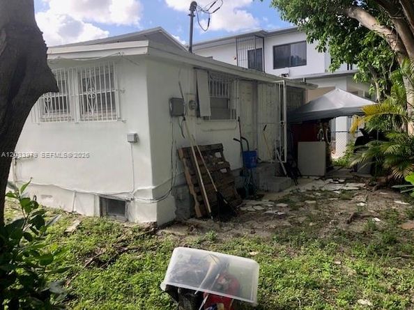 3314 NW 9th Court, Miami FL 33127