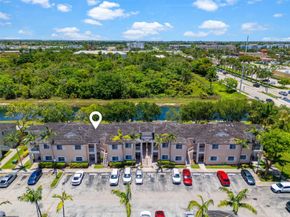 2741 NE 4th Street 202, Homestead FL 33033