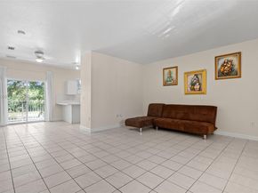 2741 NE 4th Street 202, Homestead FL 33033