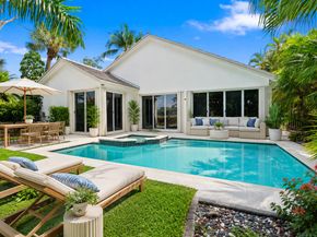 1500 W Lacosta Dr W, Pembroke Pines FL 33027