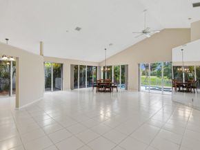 1500 W Lacosta Dr W, Pembroke Pines FL 33027