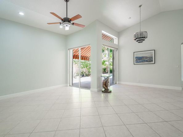 5860 NW 120th Avenue, Coral Springs FL 33076