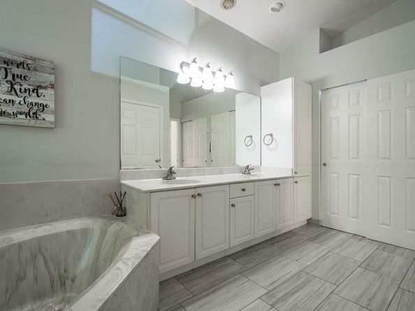 5860 NW 120th Avenue, Coral Springs FL 33076