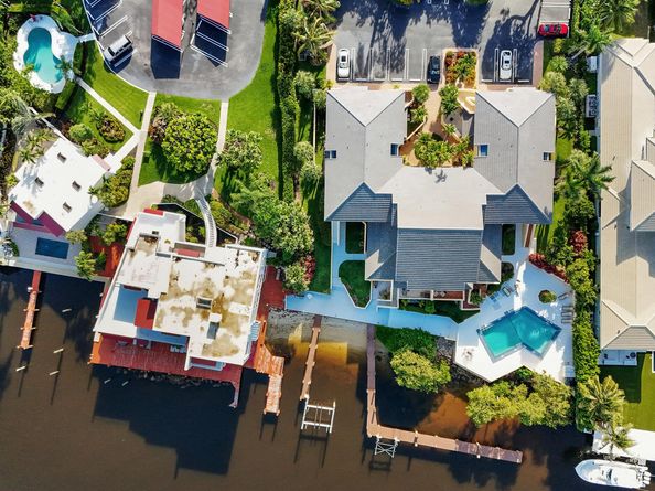 931 Palm Trail 4, Delray Beach FL 33483