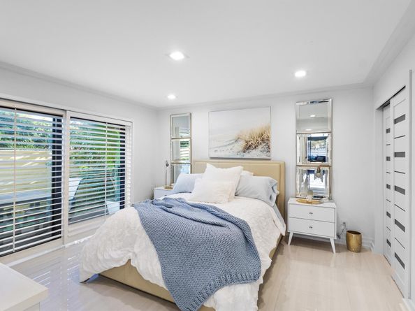 931 Palm Trail 4, Delray Beach FL 33483