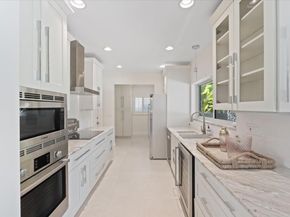 1635 Seabreeze Blvd, Fort Lauderdale FL 33316
