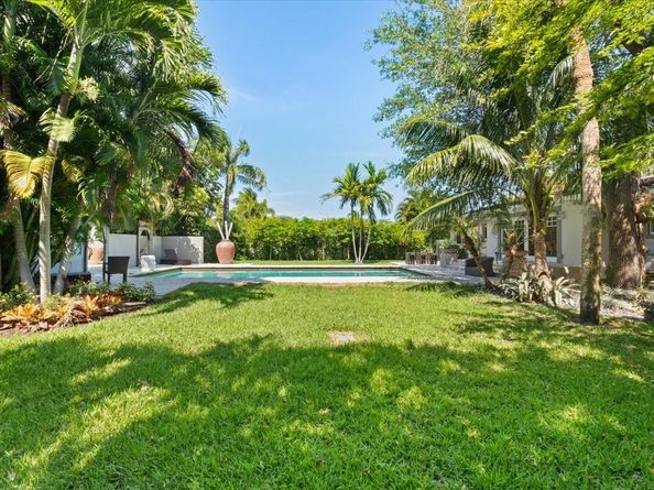 1635 Seabreeze Blvd, Fort Lauderdale FL 33316