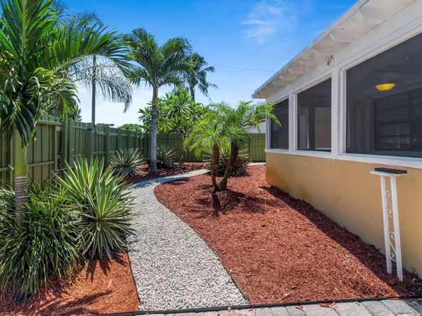 1625 NW 2nd Ave, Fort Lauderdale FL 33311