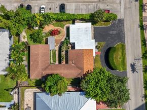2713 NE 33rd Ave, Fort Lauderdale FL 33308