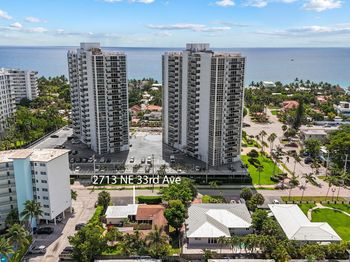 2713 NE 33rd Ave